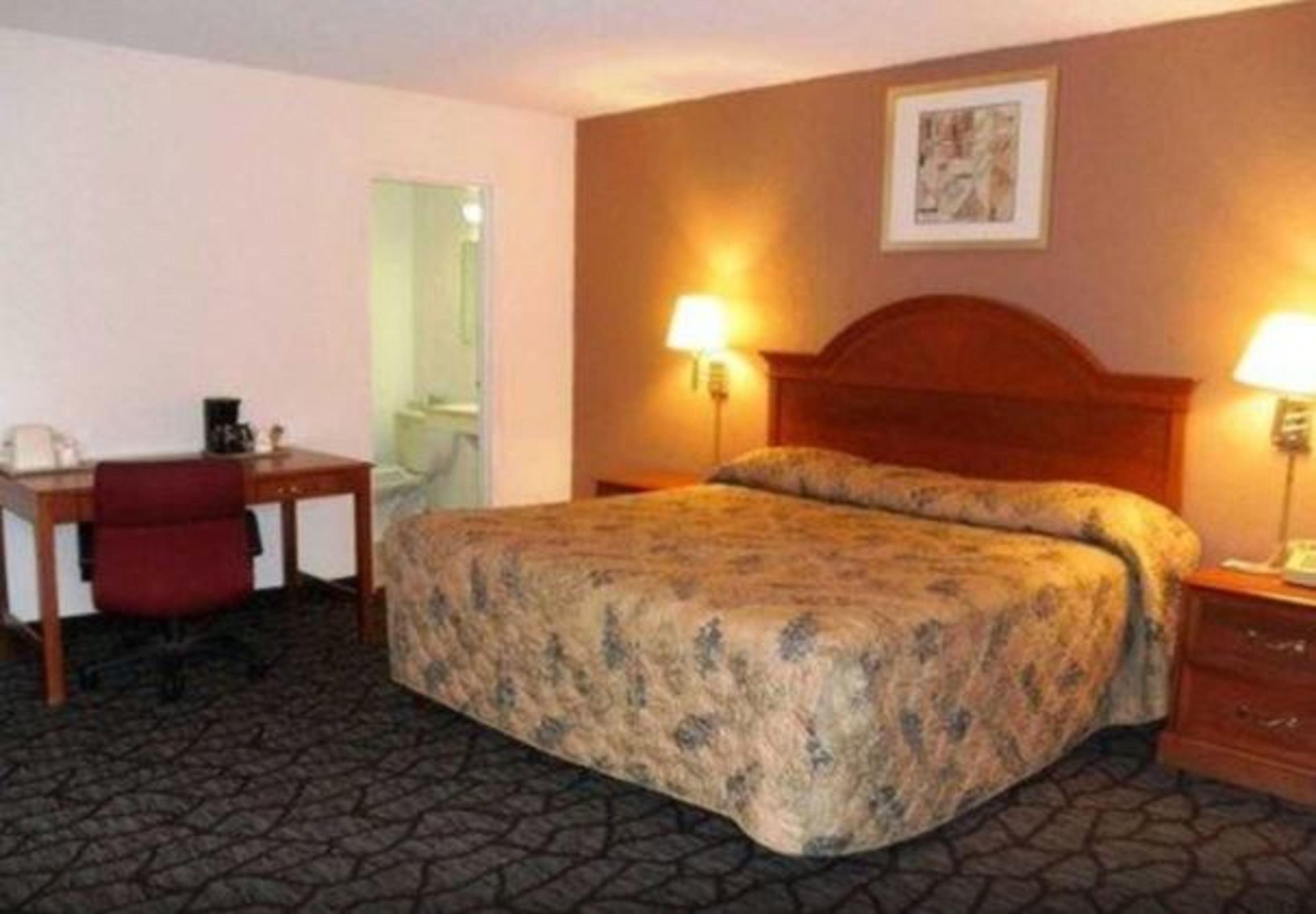 Rodeway Inn Youngstown Esterno foto